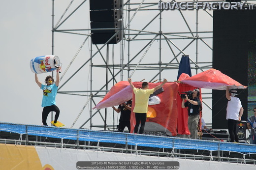 2012-06-10 Milano Red Bull Flugtag 0470 Angry Boys